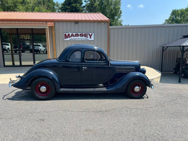 1935 Ford 5 Window Coupe