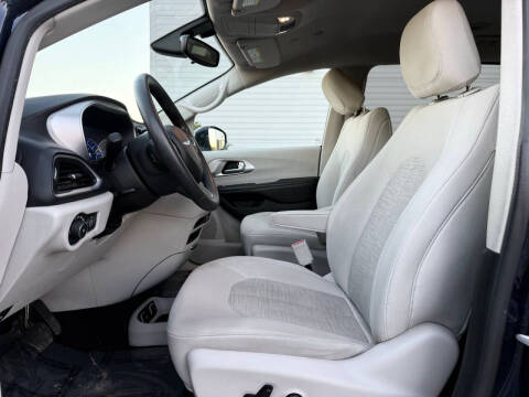 2018 Chrysler Pacifica Hybrid Touring Plus