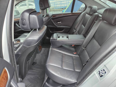 2010 BMW 5 Series 528i xDrive