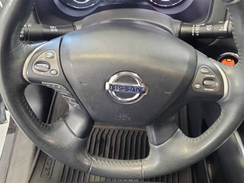 2018 Nissan Pathfinder SV