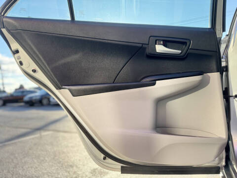 2012 Toyota Camry LE