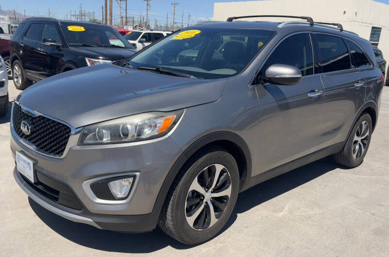 2016 Kia Sorento for sale at Hugo Motors INC in El Paso TX