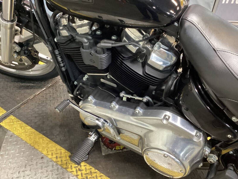 2022 Harley-Davidson® FXST - Softail® Standard