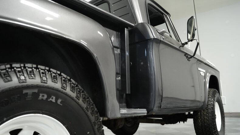 1965 Dodge Power Wagon