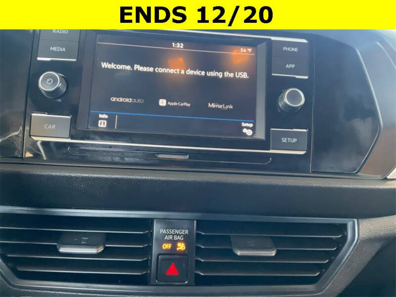 2019 Volkswagen Jetta R-Line