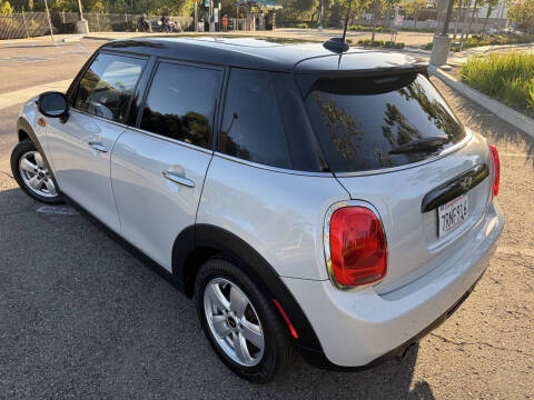 2016 MINI Hardtop 4 Door Cooper