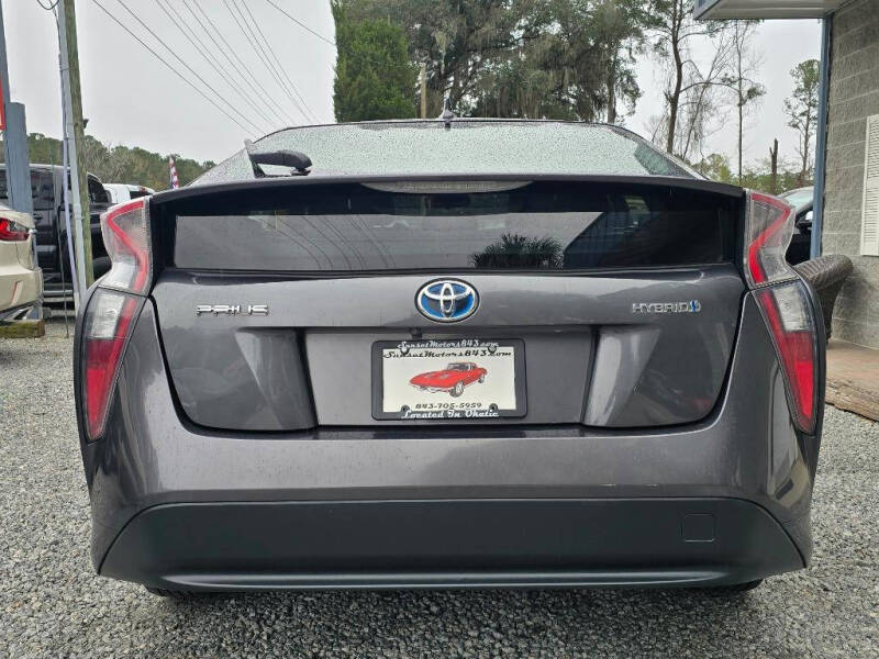 2016 Toyota Prius Two