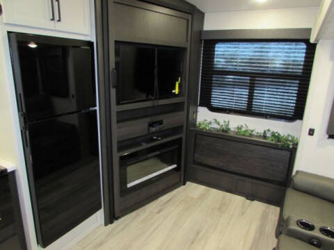 2026 ARCADIA SELECT 24R