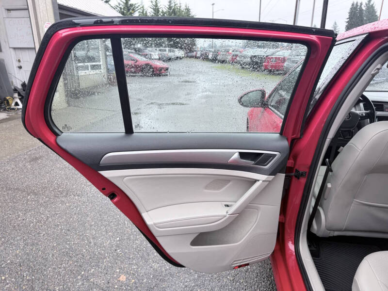 2015 Volkswagen Golf TSI S