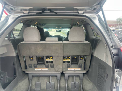 2015 Toyota Sienna