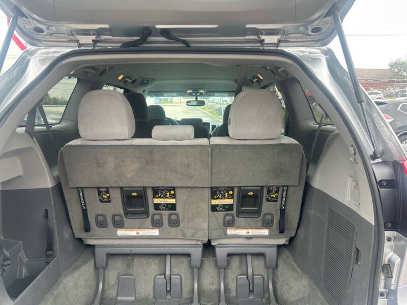 2015 Toyota Sienna