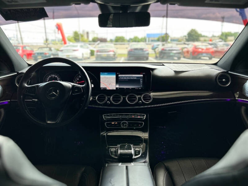2017 Mercedes-Benz E-Class E 300 4MATIC