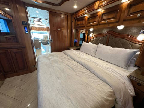 2015 Tiffin Allegro Bus 45’ 1.5 Bath, 450hp Dies