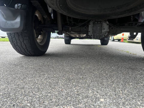 2013 Nissan Titan SV