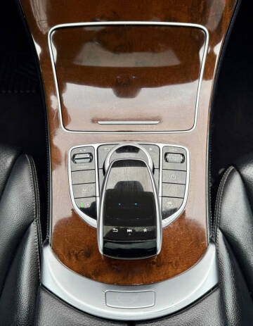 2017 Mercedes-Benz GLC GLC 300