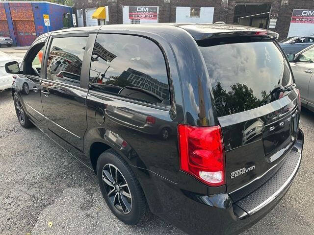 2016 Dodge Grand Caravan R/T