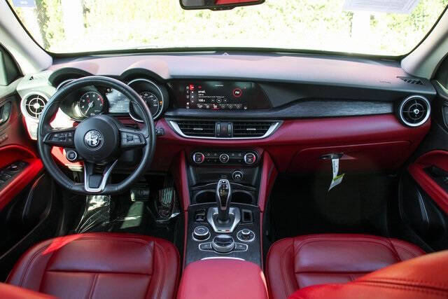 2021 Alfa Romeo Stelvio Sprint