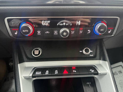 2021 Audi Q3 quattro S line Premium 45 TFSI