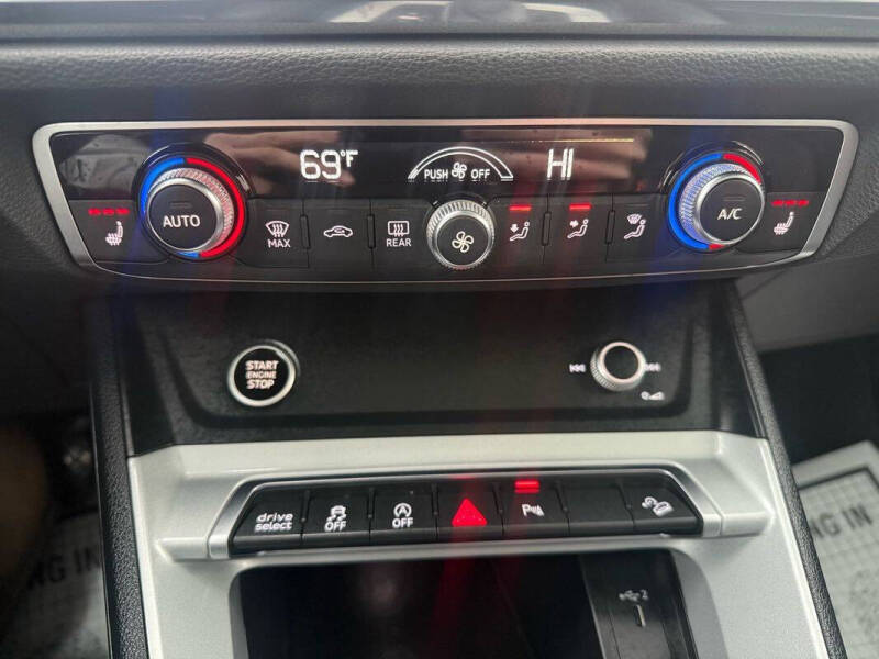 2021 Audi Q3 quattro S line Premium 45 TFSI