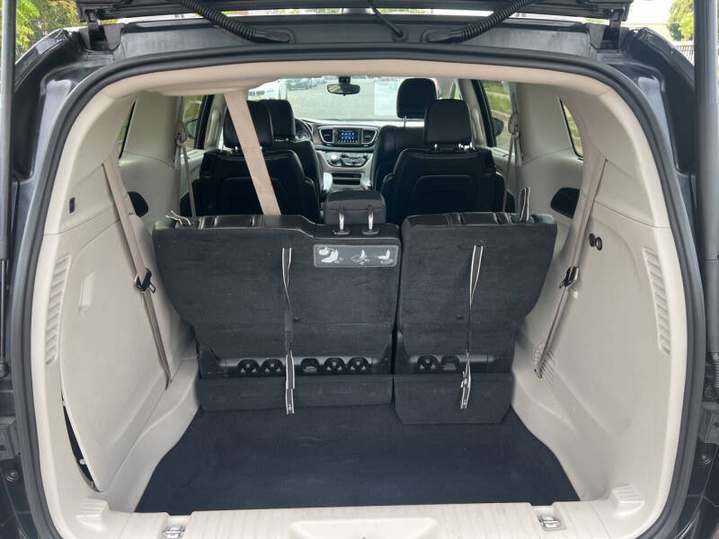 2018 Chrysler Pacifica Touring L