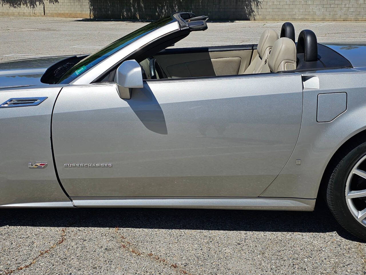 2006 Cadillac XLR-V 51