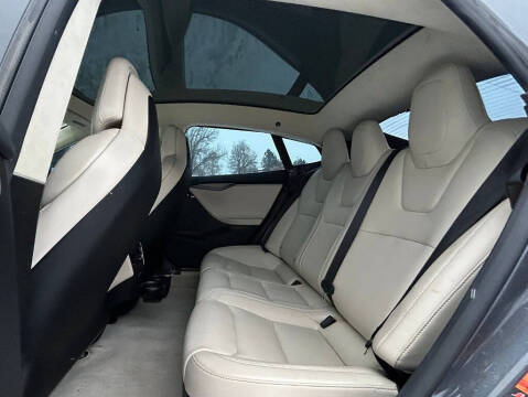 2018 Tesla Model S 75D