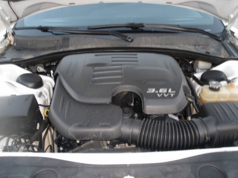 2012 Dodge Charger SE