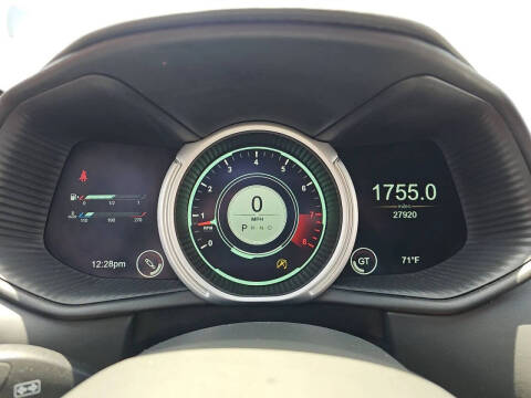 2017 Aston Martin DB11