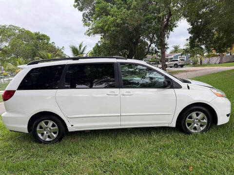2006 Toyota Sienna CE 7 Passenger