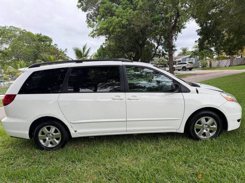 2006 Toyota Sienna CE 7 Passenger