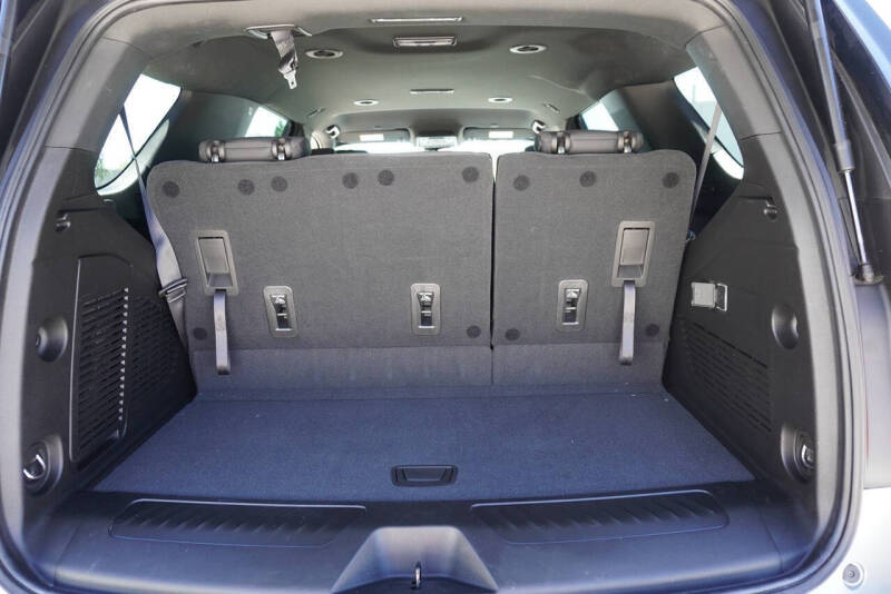 2023 GMC Yukon SLE