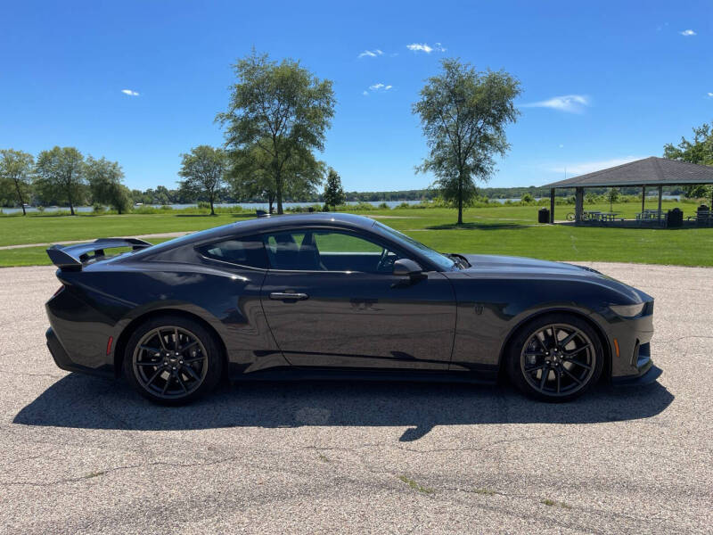 2024 Ford Mustang Dark Horse