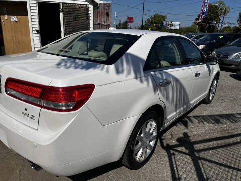 2012 Lincoln MKZ