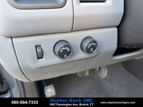 2022 GMC Canyon Elevation Standard