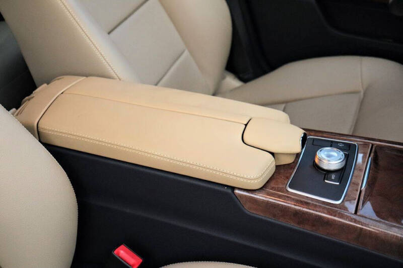 2011 Mercedes-Benz E-Class