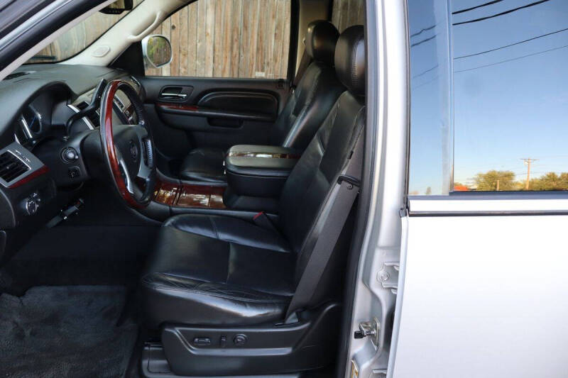 2011 Cadillac Escalade