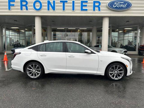 2025 Cadillac CT5 Sport