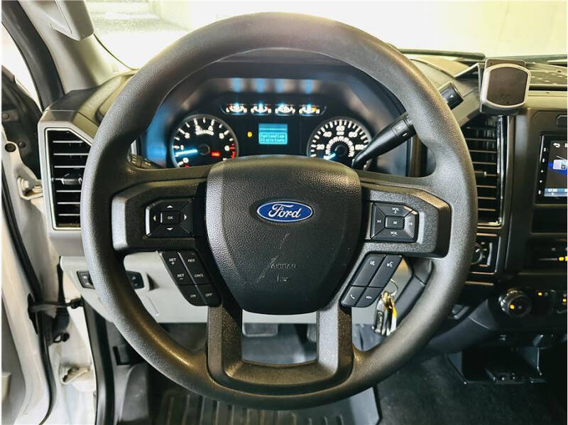 2018 Ford F-150 XLT photo 30