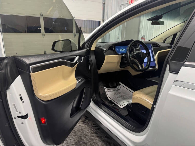 2017 Tesla Model X 75D