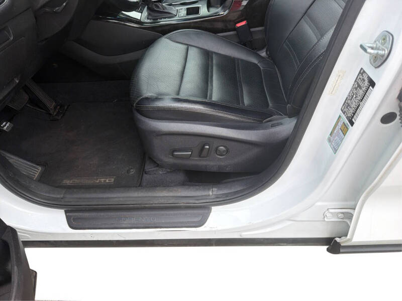 2016 Kia Sorento EX