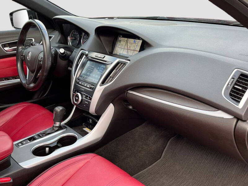 2019 Acura TLX