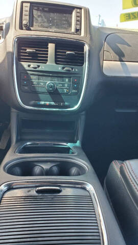 2014 Dodge Grand Caravan R/T