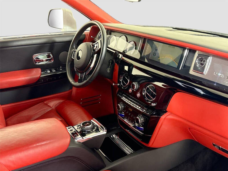 2018 Rolls-Royce Phantom