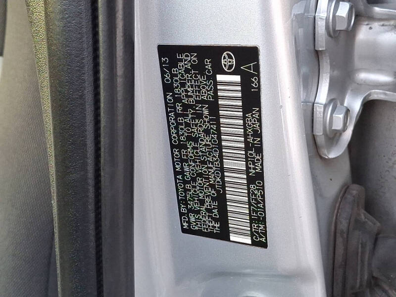 2013 Toyota Prius c Three