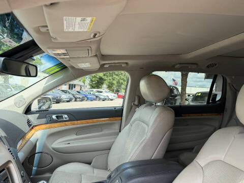2011 Lincoln MKT