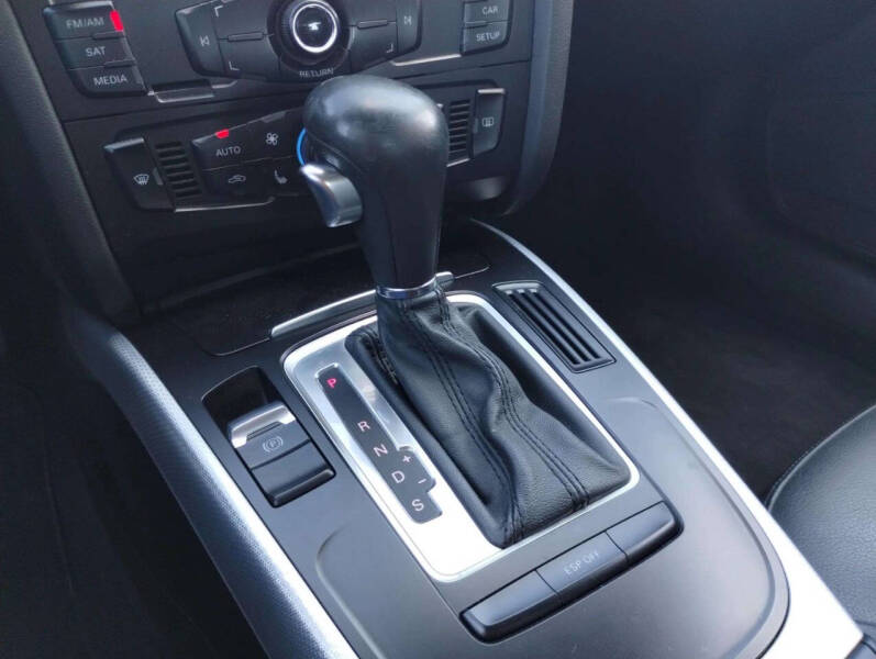 2010 Audi A4 2.0T quattro Premium