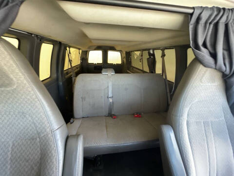 2017 Chevrolet Express LT 3500