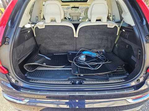 2017 Volvo XC90 T8 eAWD Inscription