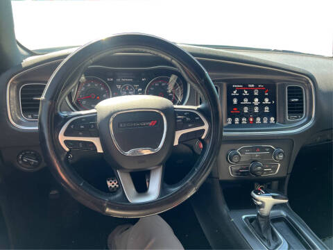 2017 Dodge Charger SXT