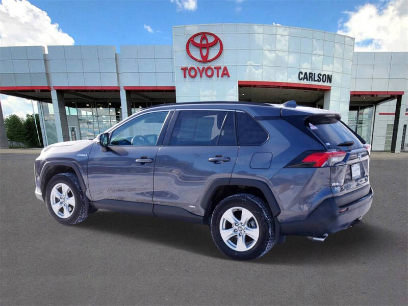 2020 Toyota RAV4 Hybrid XLE